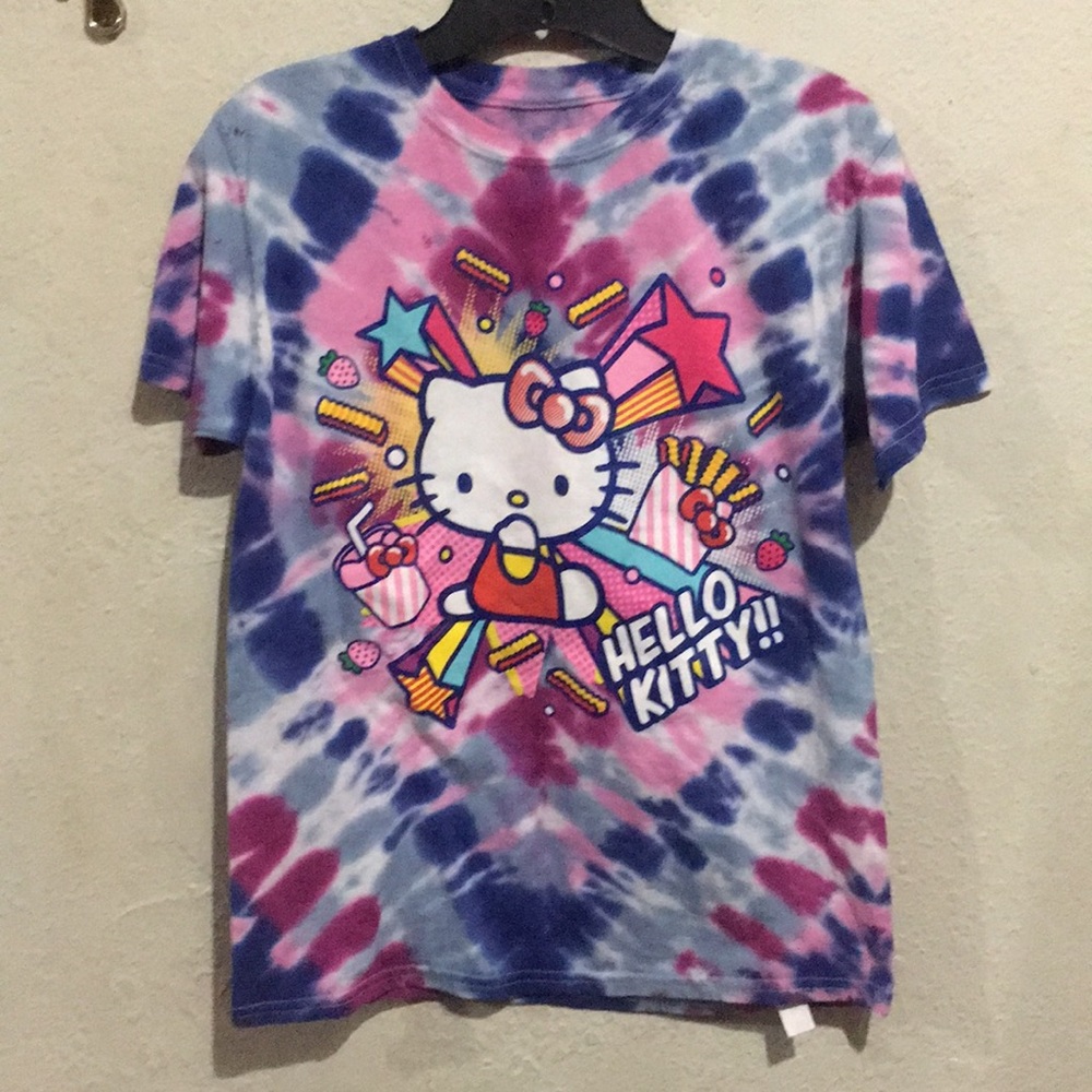 HK Tie Dye Graphic Tee!! ❤️😎